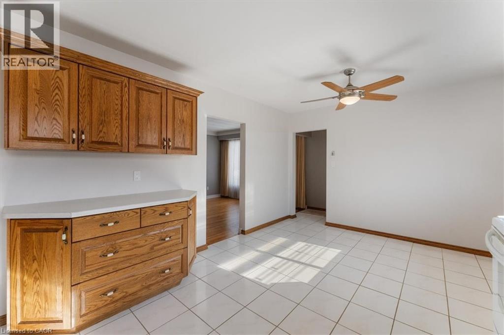 294 Upper Paradise Road, Hamilton, Ontario  L9C 5C4 - Photo 11 - 40803432