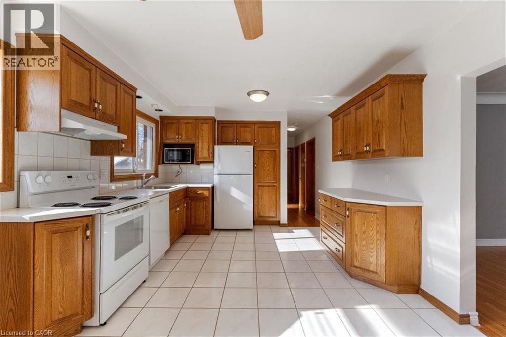 294 Upper Paradise Road, Hamilton, Ontario  L9C 5C4 - Photo 8 - 40803432