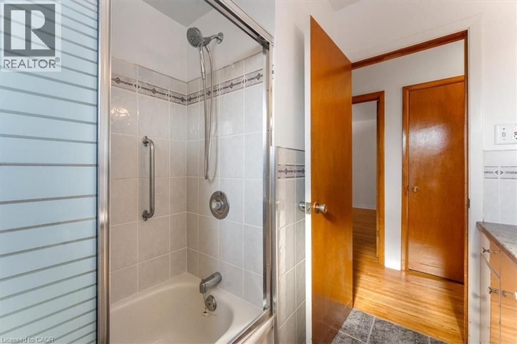 294 Upper Paradise Road, Hamilton, Ontario  L9C 5C4 - Photo 27 - 40803432