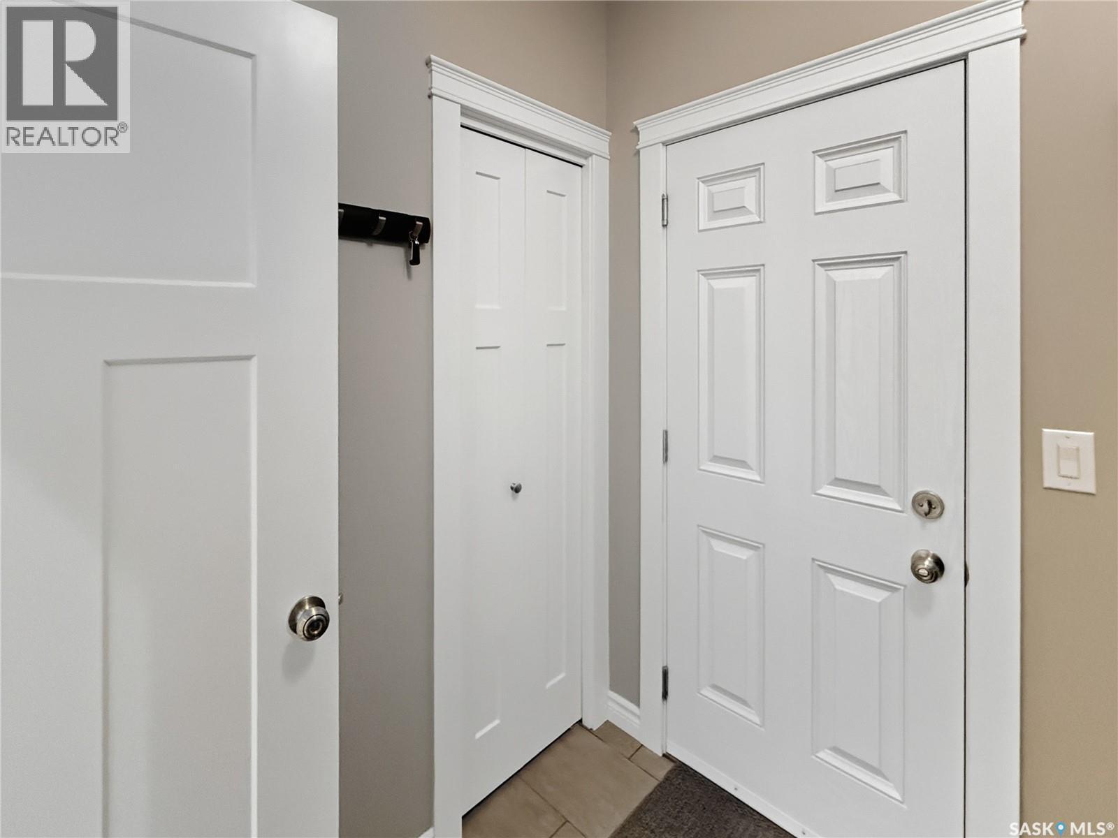 860 Colonel Otter Drive, Swift Current, Saskatchewan  S9H 4W9 - Photo 29 - SK028168