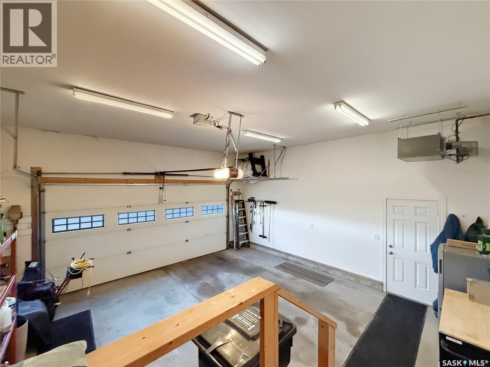 860 Colonel Otter Drive, Swift Current, Saskatchewan  S9H 4W9 - Photo 30 - SK028168