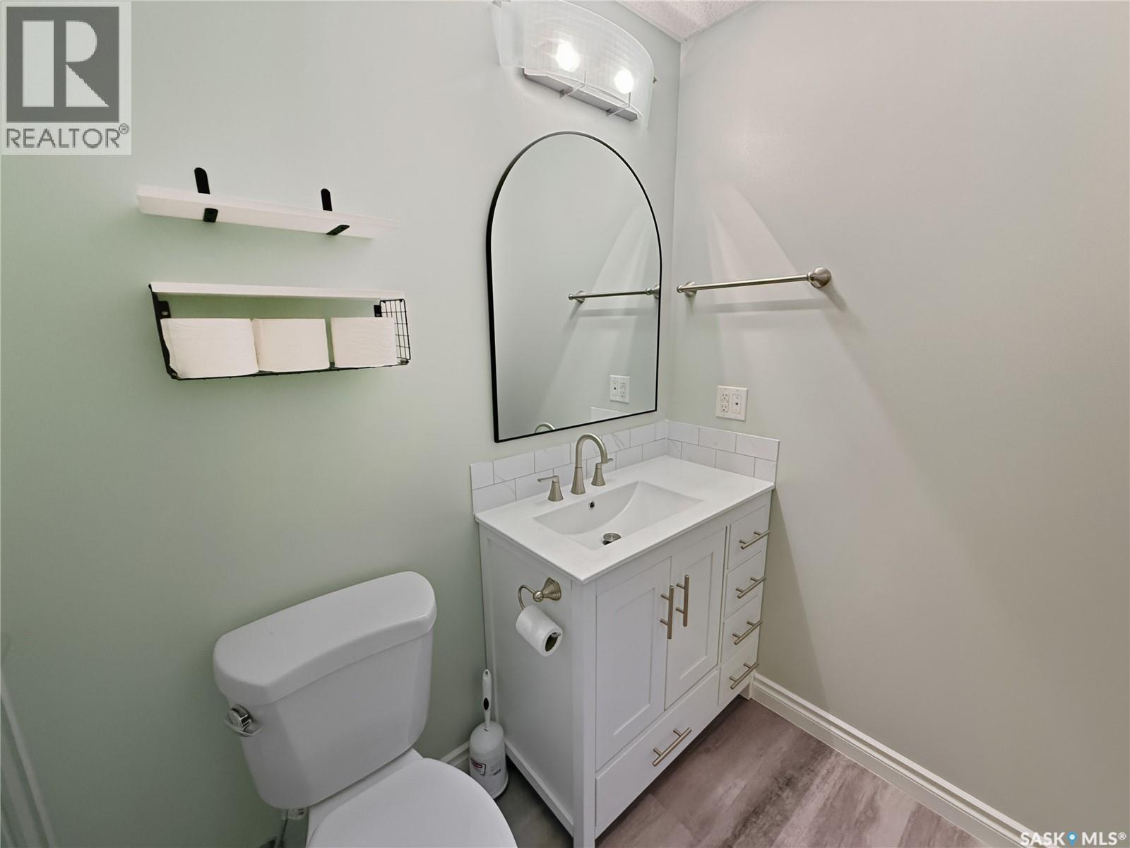 860 Colonel Otter Drive, Swift Current, Saskatchewan  S9H 4W9 - Photo 39 - SK028168