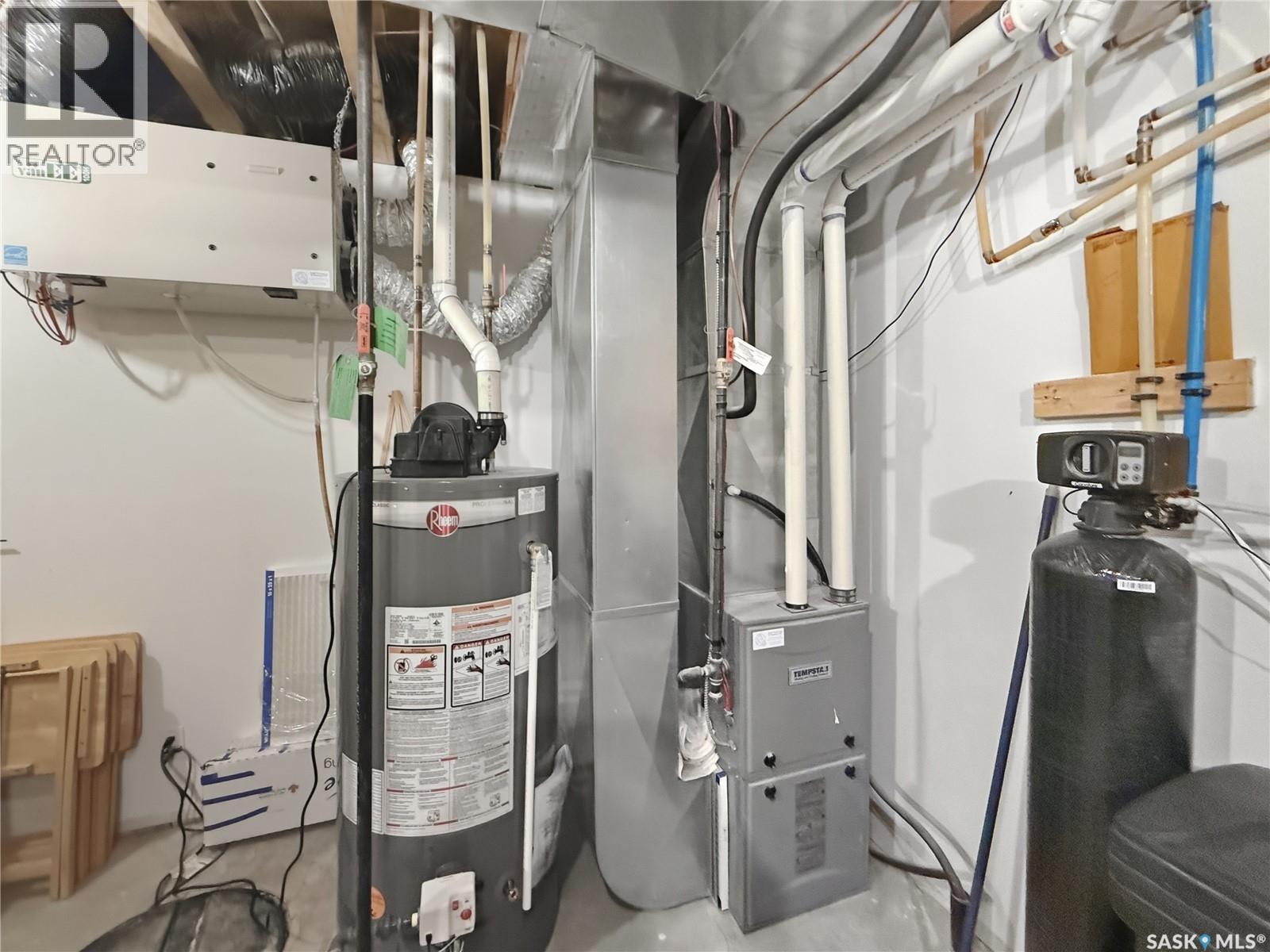 860 Colonel Otter Drive, Swift Current, Saskatchewan  S9H 4W9 - Photo 43 - SK028168