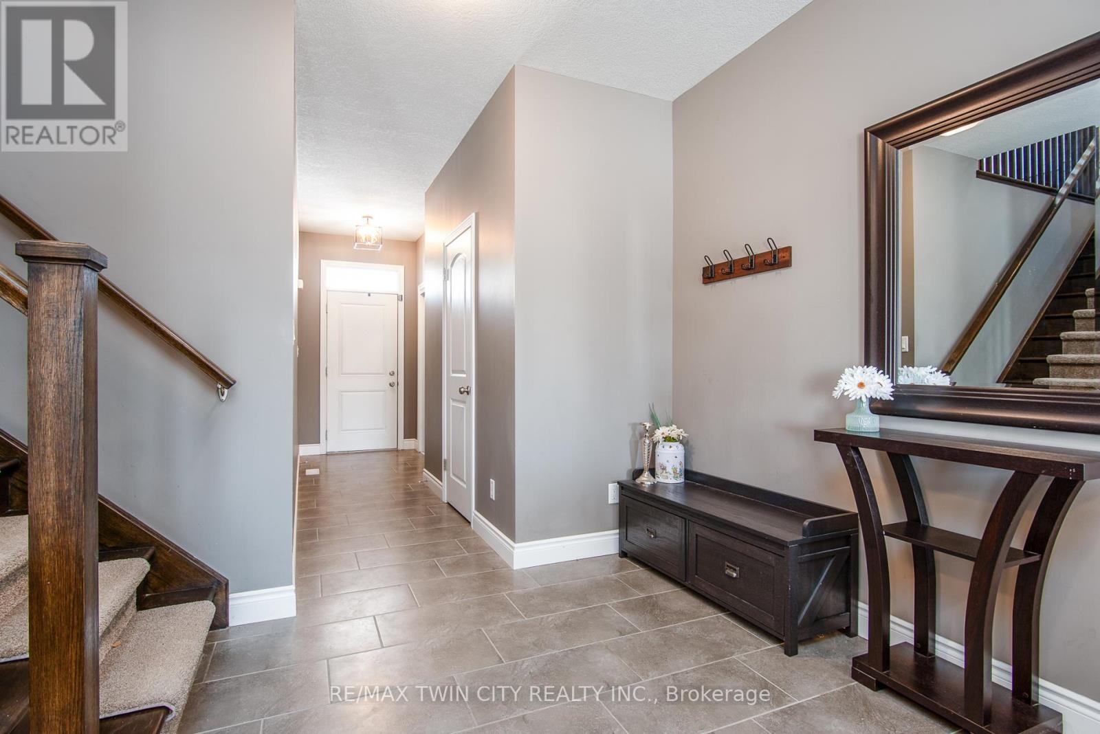 209 Ladyslipper Drive, Waterloo, Ontario  N2V 0C3 - Photo 21 - X12776028