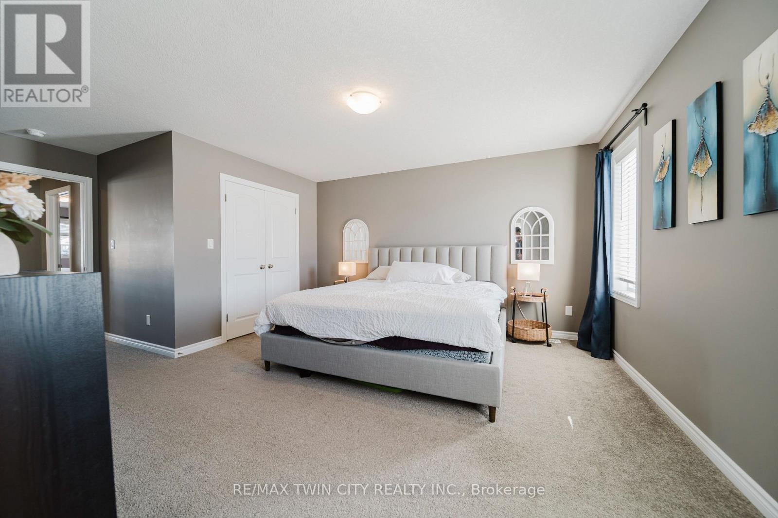 209 Ladyslipper Drive, Waterloo, Ontario  N2V 0C3 - Photo 35 - X12776028