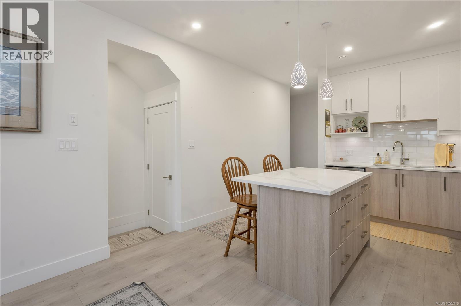 10 701 Sitka St, Campbell River, British Columbia  V9H 0E5 - Photo 11 - 1025219