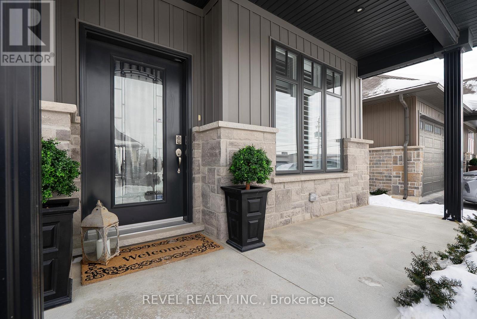 8 - 24 Craddock Boulevard, Haldimand, Ontario  N0A 1J0 - Photo 3 - X12776040