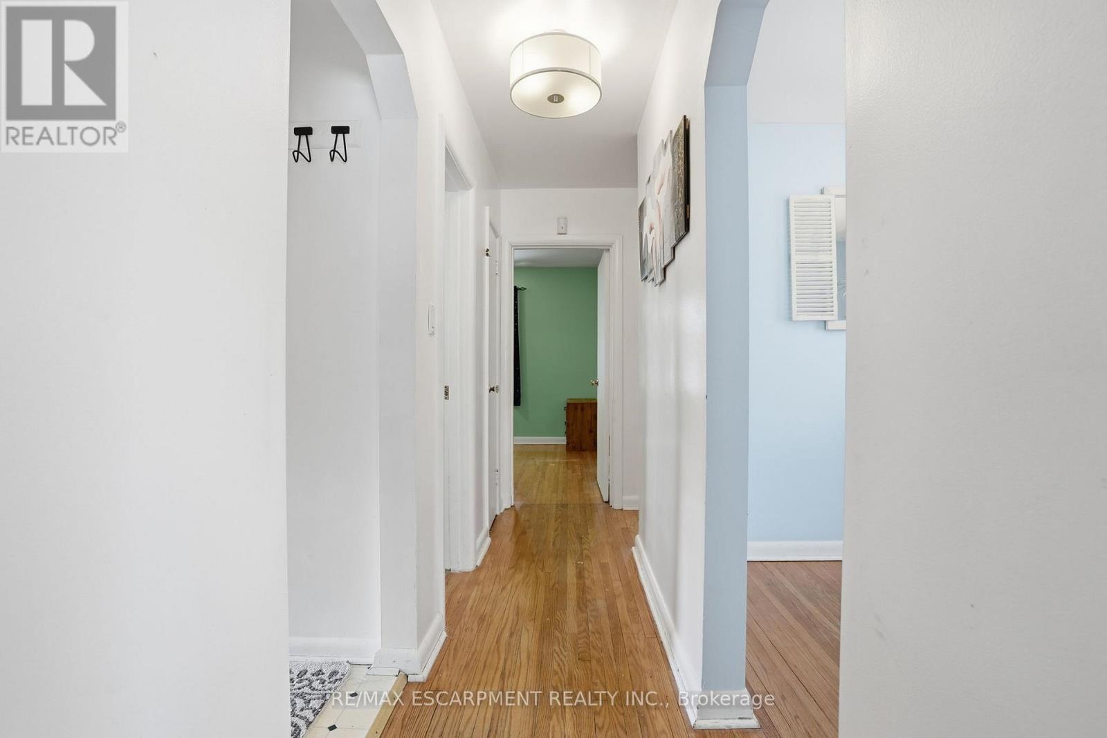 363 East 14th Street, Hamilton, Ontario  L9A 4C3 - Photo 14 - X12776098