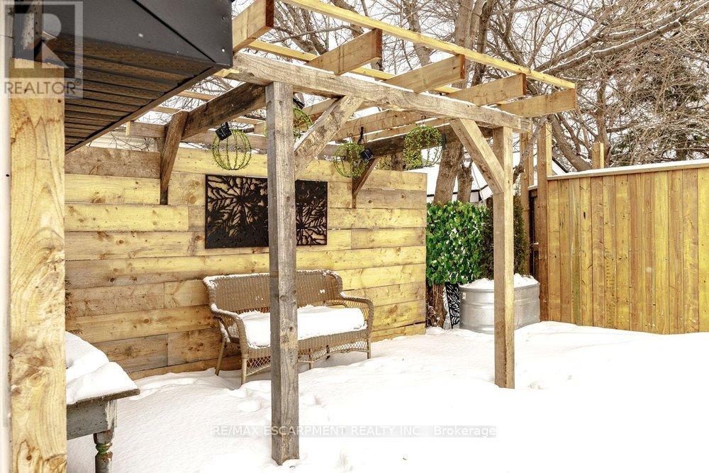 19 Huxley Avenue N, Hamilton, Ontario  L8H 4P1 - Photo 33 - X12776146