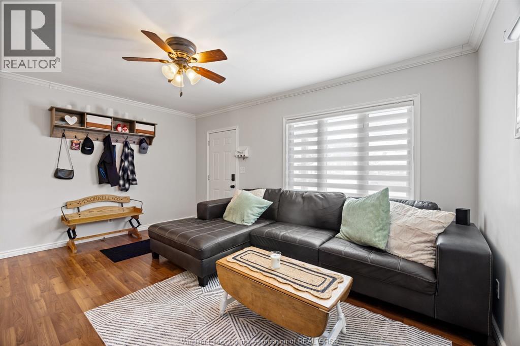 1962 Buckingham, Windsor, Ontario  N8T 2B1 - Photo 18 - 26002974