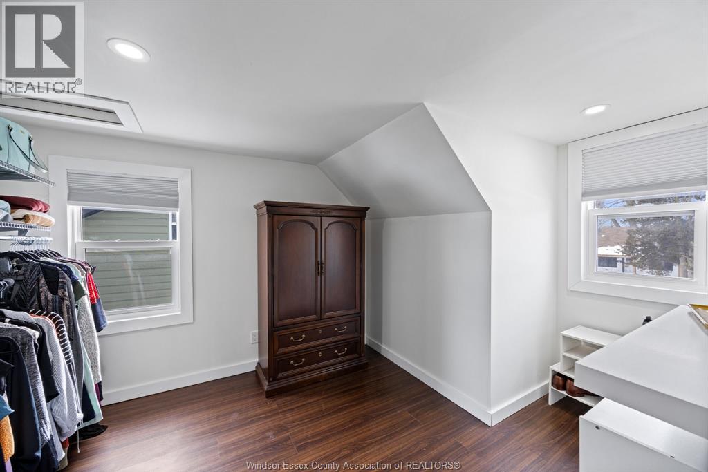 1962 Buckingham, Windsor, Ontario  N8T 2B1 - Photo 5 - 26002974