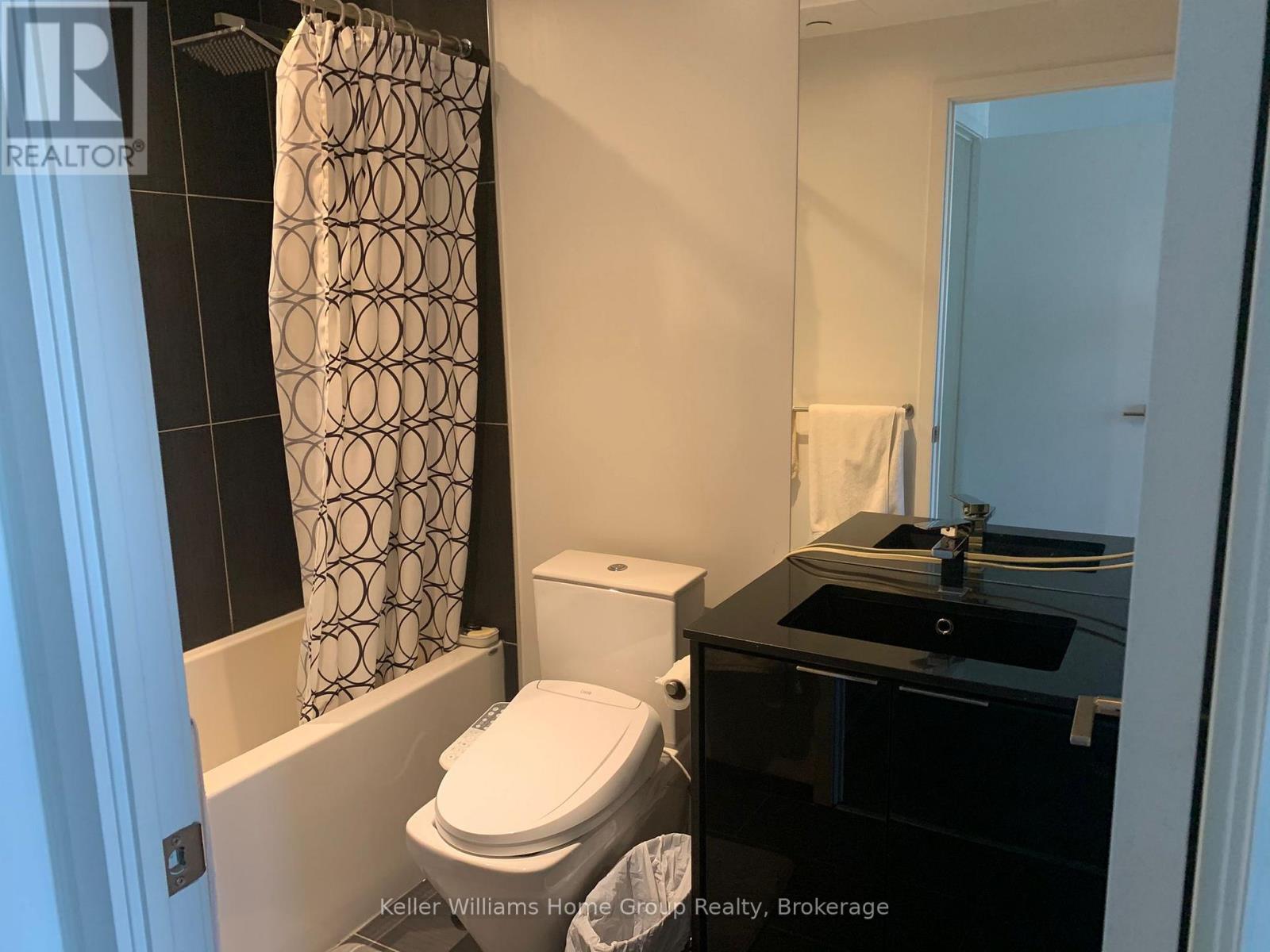 3706 - 70 Temperance Street, Toronto, Ontario  M5H 0B1 - Photo 8 - C12776324