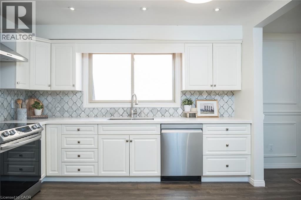 45 Amberwood Street, Stoney Creek, Ontario  L8J 1J1 - Photo 18 - 40804262