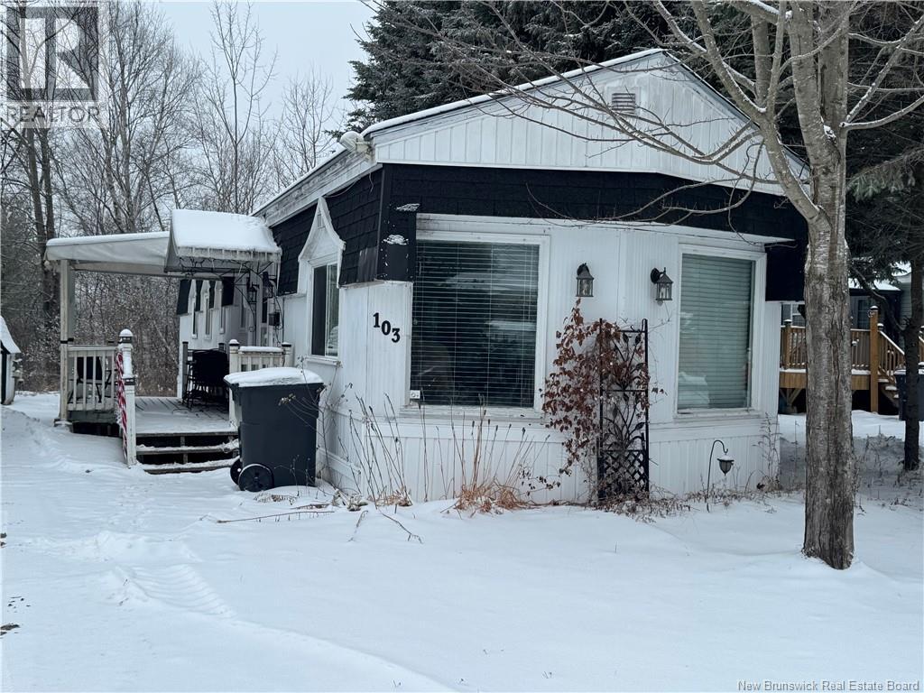 103 Leafwood Crescent, Hanwell, New Brunswick  E3B 6N9 - Photo 2 - NB131882