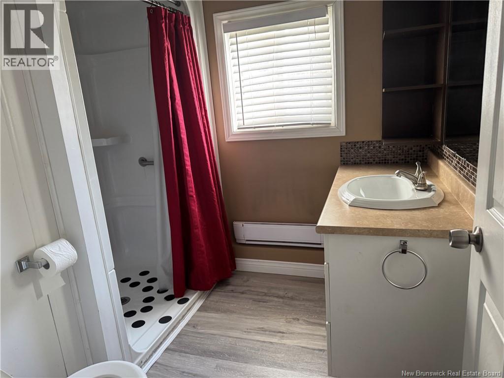 103 Leafwood Crescent, Hanwell, New Brunswick  E3B 6N9 - Photo 15 - NB131882