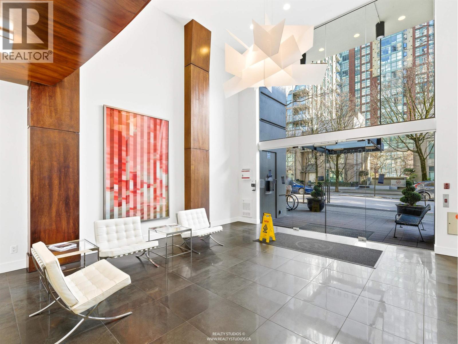 Listing Picture 18 of 39 : 2208 969 RICHARDS STREET, Vancouver / 溫哥華 - 魯藝地產 Yvonne Lu Group - MLS Medallion Club Member