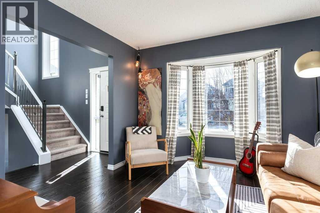 28 Everstone Way Sw, Calgary, Alberta  T2Y 4E4 - Photo 5 - A2284656