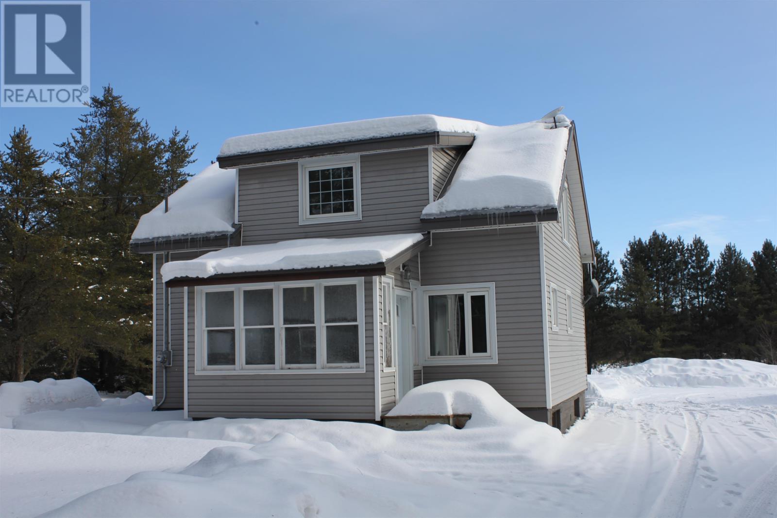 5082 Hwy 11/17, Kakabeka Falls, Ontario  P0T 1W0 - Photo 1 - TB2600203