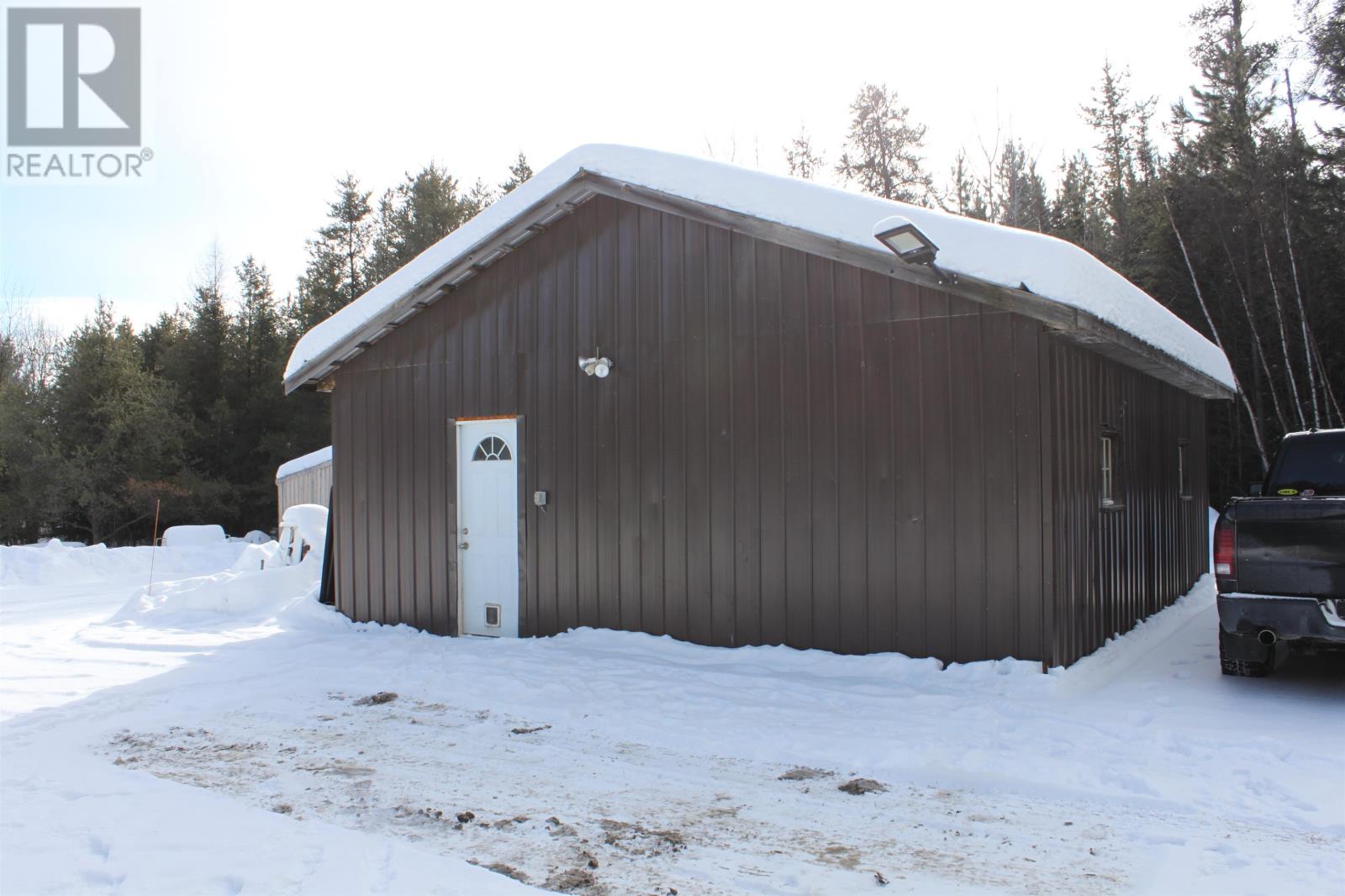 5082 Hwy 11/17, Kakabeka Falls, Ontario  P0T 1W0 - Photo 3 - TB2600203