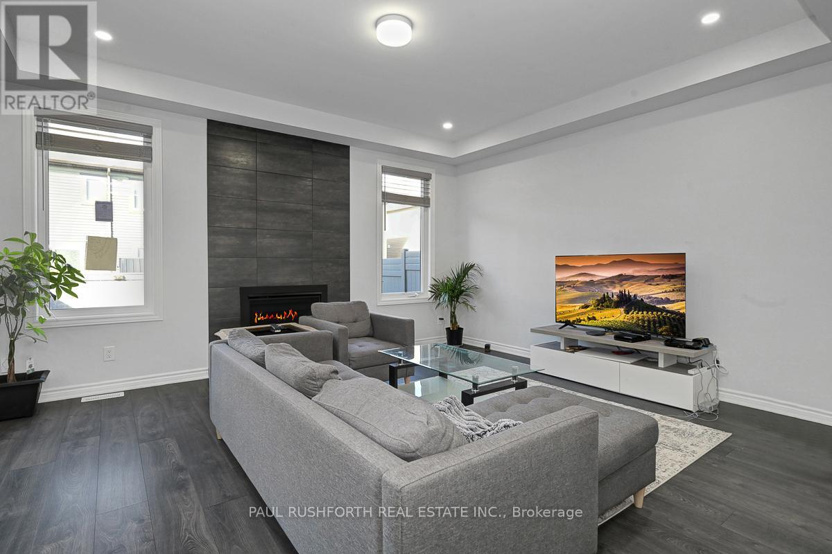 45 Mudminnow Crescent, Ottawa, Ontario  K4A 5H9 - Photo 4 - X12776306