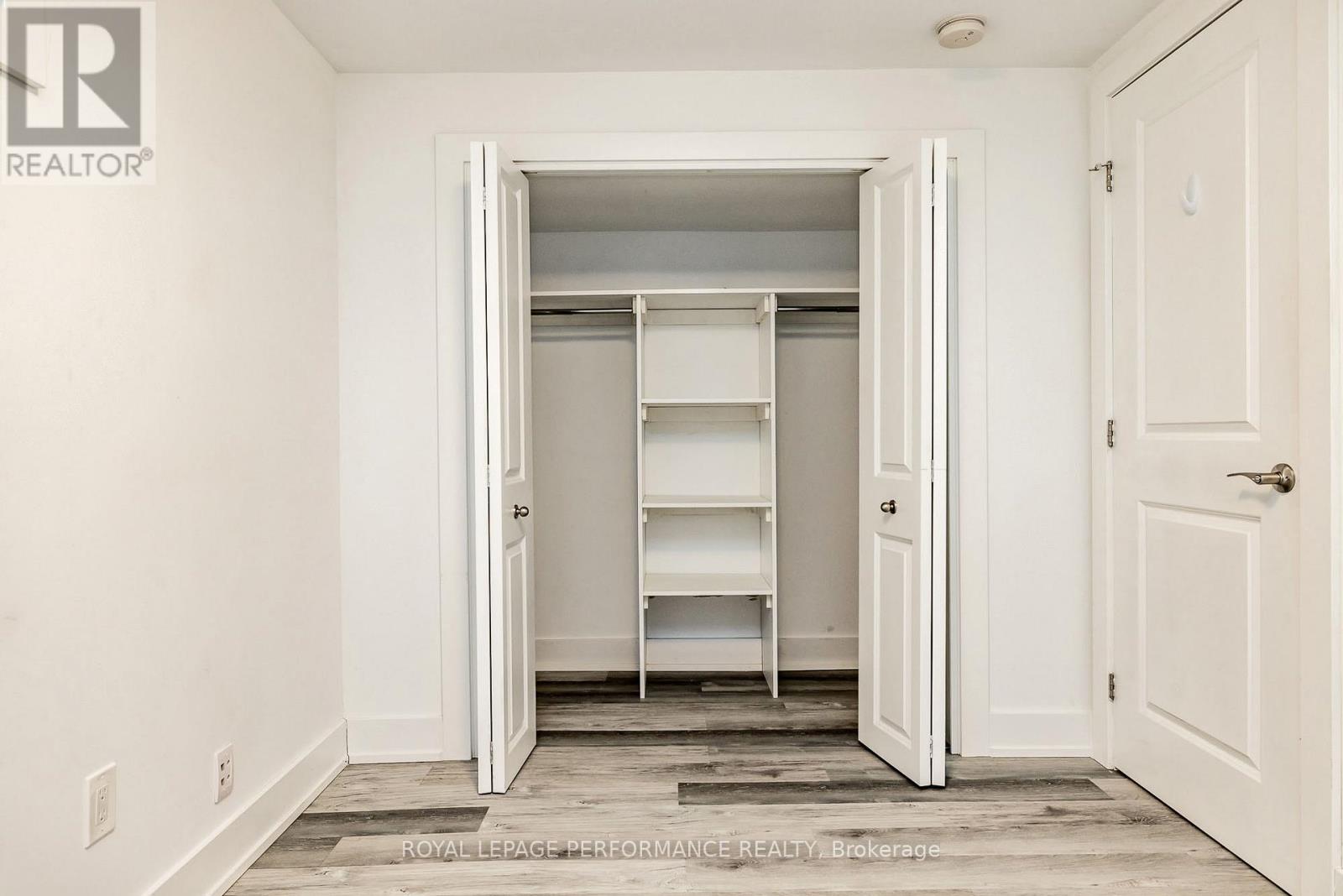 B - 36 Largo Crescent, Ottawa, Ontario  K2G 3C7 - Photo 14 - X12776310