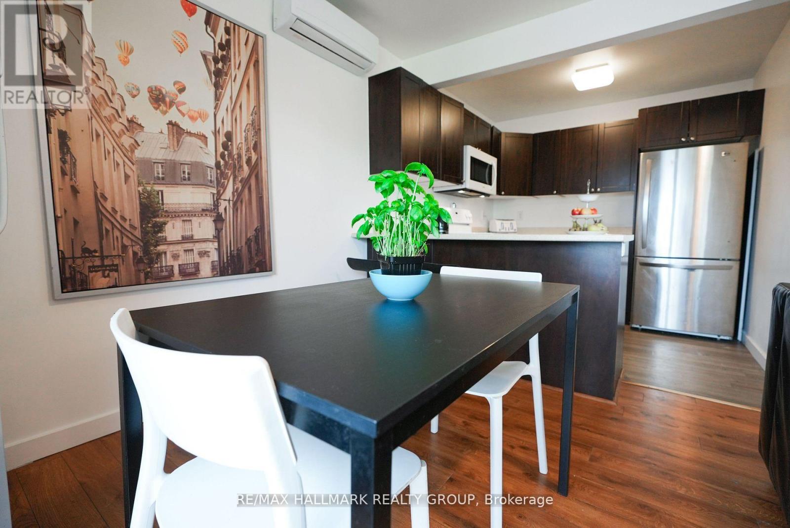 924 Bermuda Avenue, Ottawa, Ontario  K1K 0V6 - Photo 8 - X12776348