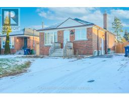 17 STRODE DRIVE, Toronto, Ontario