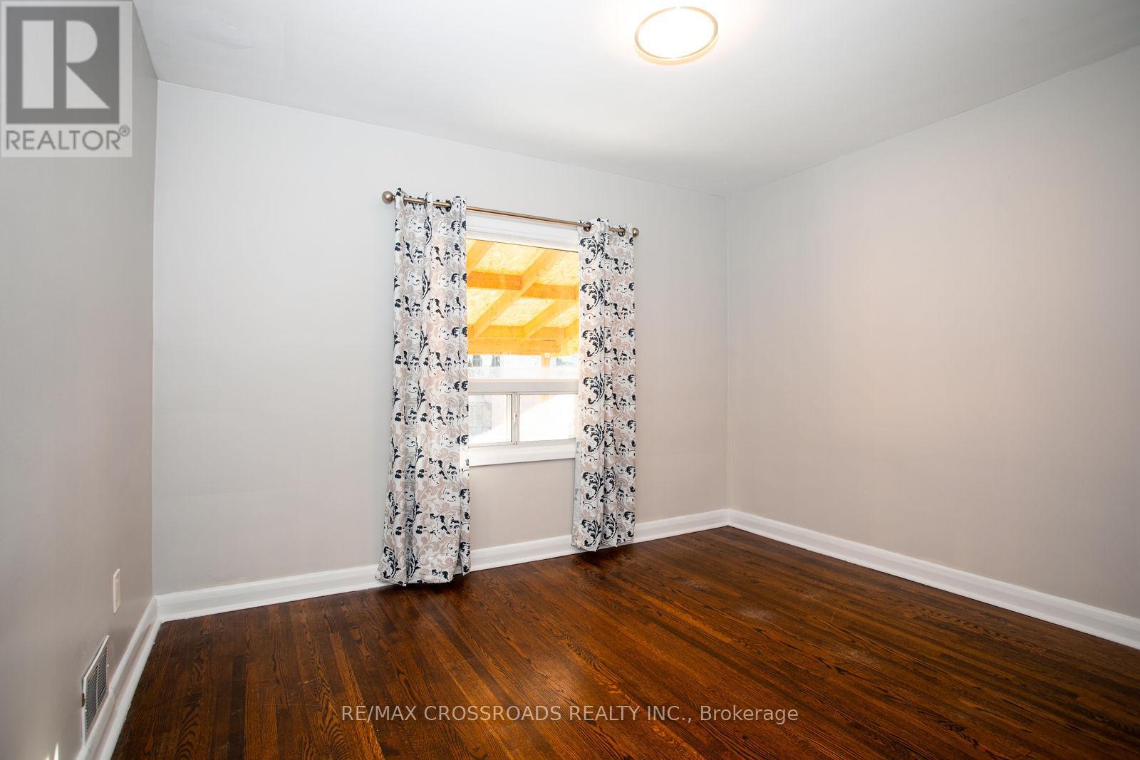 17 Strode Drive, Toronto, Ontario  M1J 1L8 - Photo 11 - E12712094