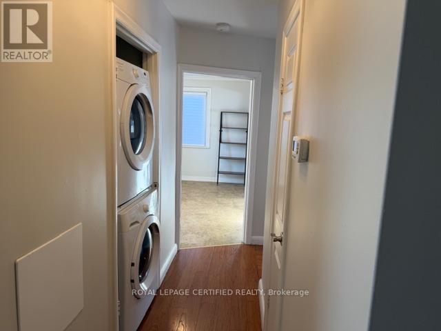 15 Glendale Avenue, Brampton, Ontario  L6X 1X2 - Photo 12 - W12774974