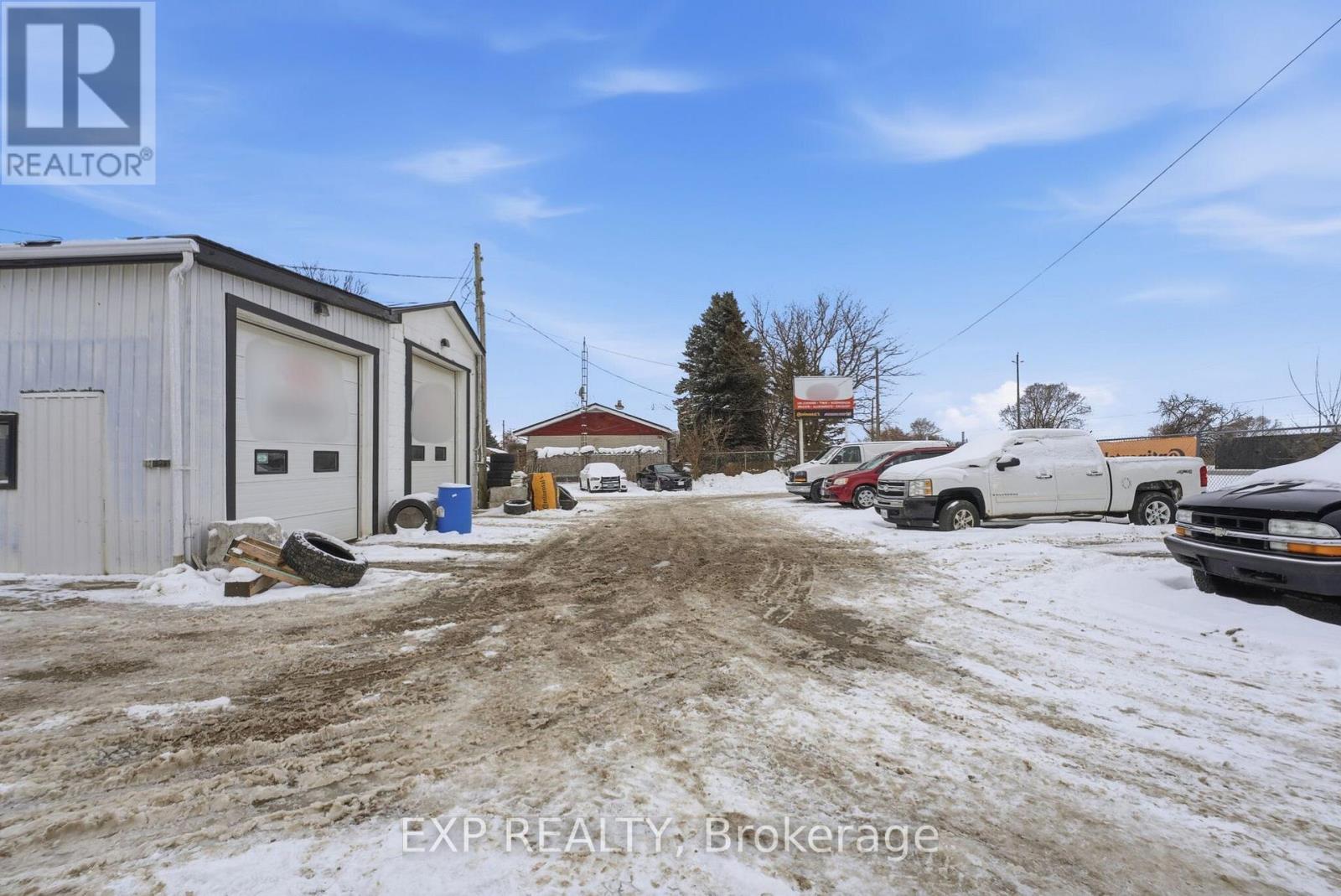 980 & 984 Colborne Street W, Brant, Ontario  N3T 0L4 - Photo 13 - X12642276