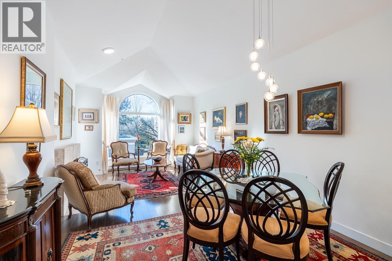 613 5262 Oakmount Crescent, Burnaby, British Columbia  V5H 4R7 - Photo 1 - R3088411