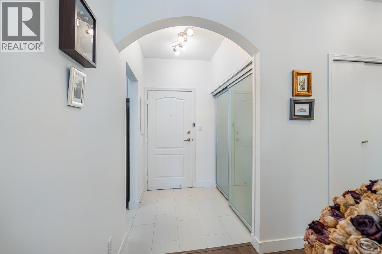 613 5262 Oakmount Crescent, Burnaby, British Columbia  V5H 4R7 - Photo 6 - R3088411