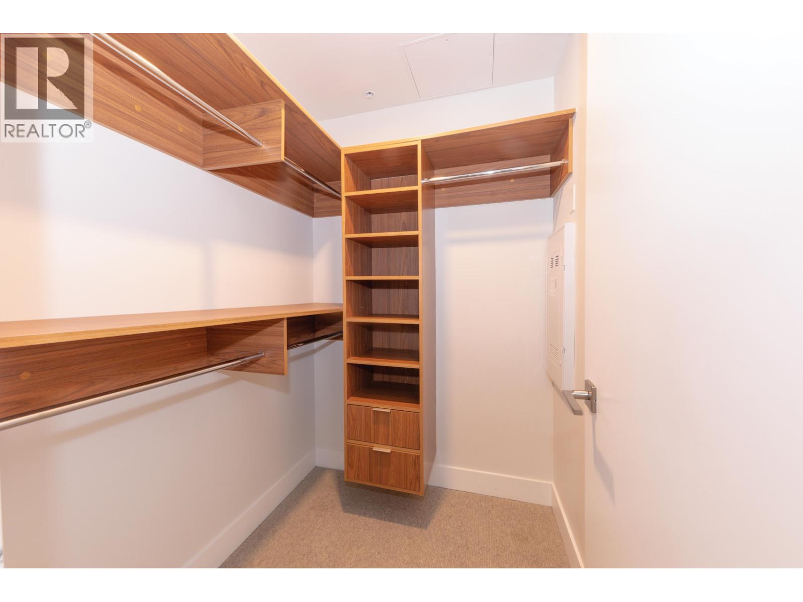 201 6707 Nelson Avenue, West Vancouver, British Columbia  V7W 0A4 - Photo 21 - R3088429