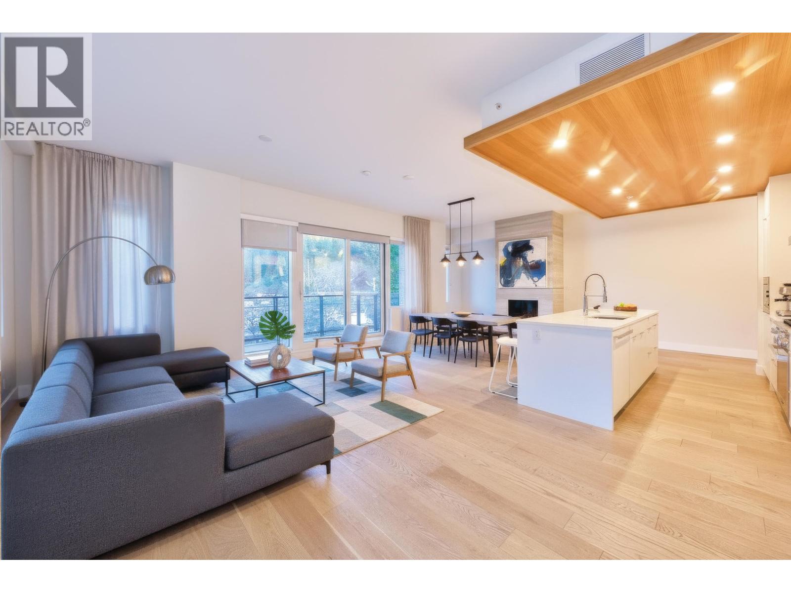 201 6707 Nelson Avenue, West Vancouver, British Columbia  V7W 0A4 - Photo 5 - R3088429