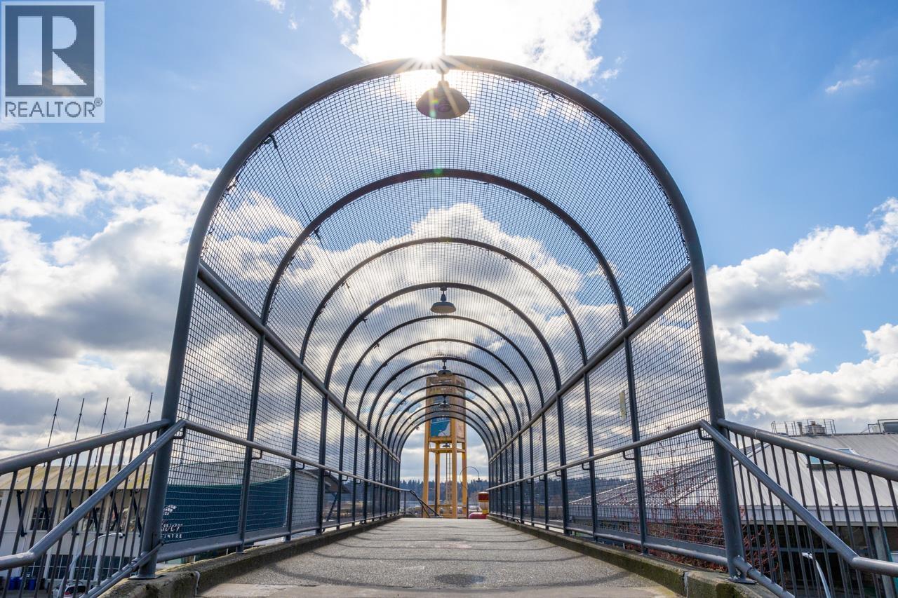 312 6 Renaissance Square, New Westminster, British Columbia  V3M 6N8 - Photo 20 - R3088462