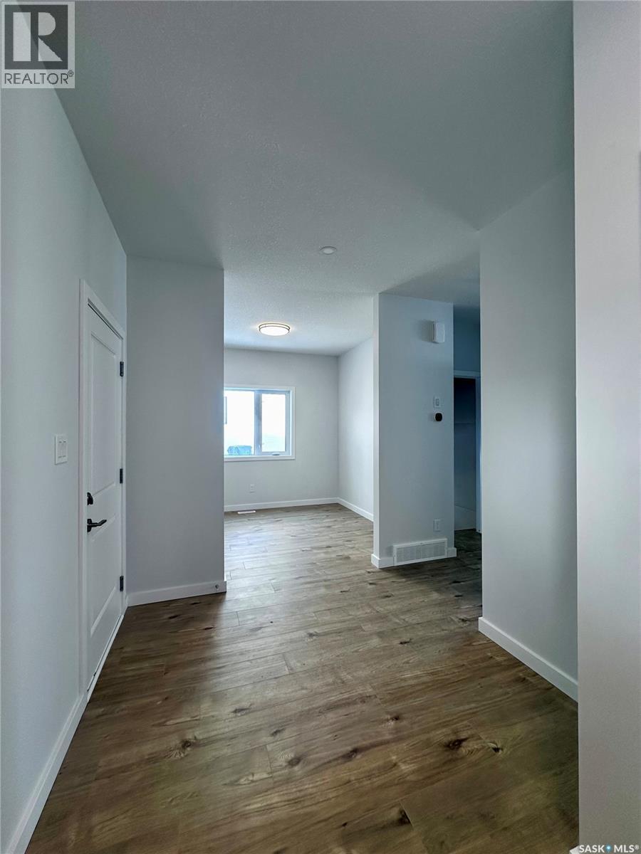 2953 Bellegarde Crescent, Regina, Saskatchewan  S4V 3X7 - Photo 2 - SK022439