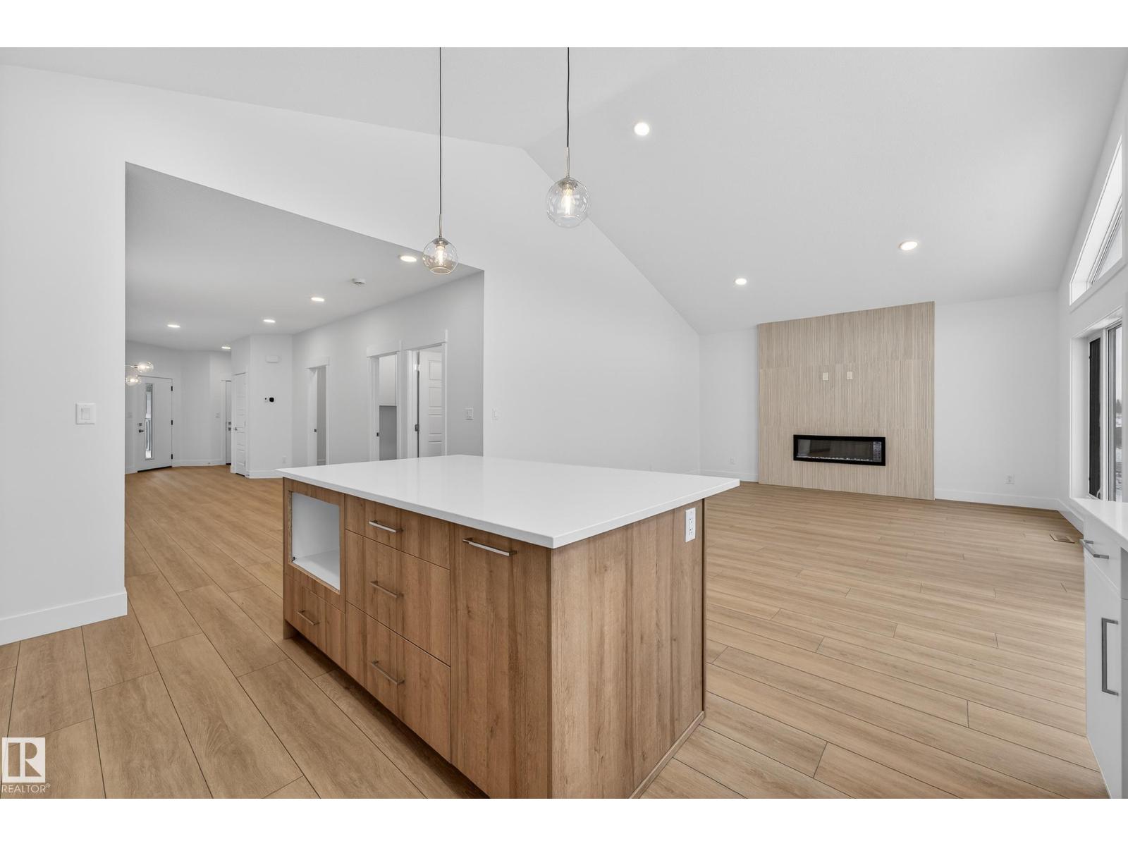 7093 Kiviaq Cr Sw, Edmonton, Alberta  T6W 5N7 - Photo 14 - E4467501