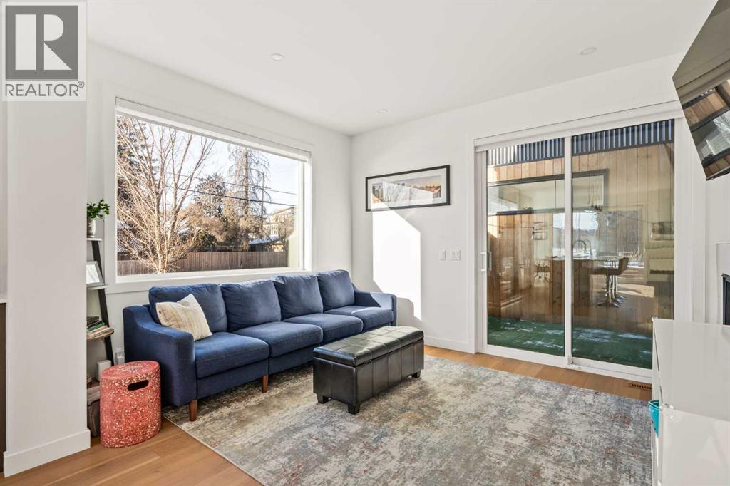 1940 Bowness Road Nw, Calgary, Alberta  T2N 3K6 - Photo 14 - A2282181