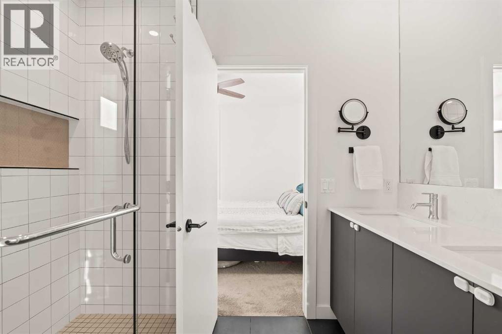 1940 Bowness Road Nw, Calgary, Alberta  T2N 3K6 - Photo 30 - A2282181