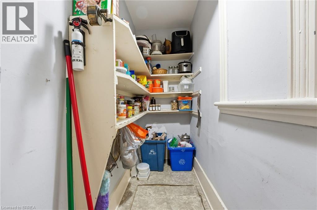 187 Sydenham Street, Brantford, Ontario  N3R 3Z5 - Photo 22 - 40803706