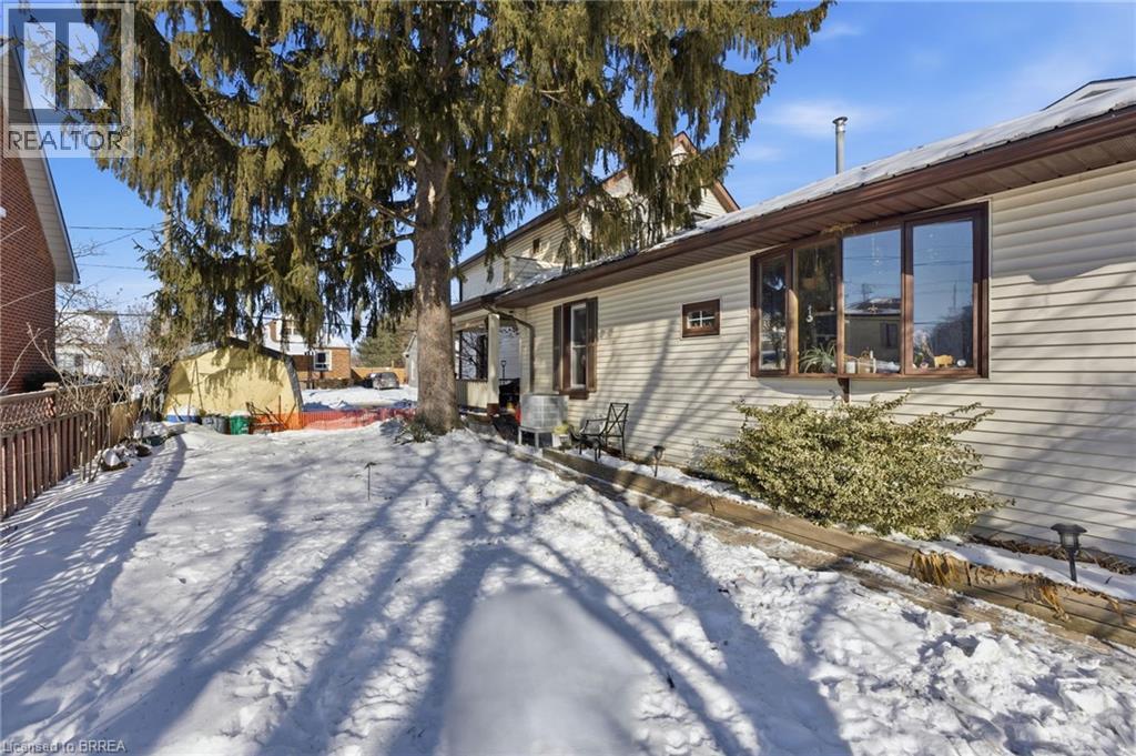 187 Sydenham Street, Brantford, Ontario  N3R 3Z5 - Photo 25 - 40803706