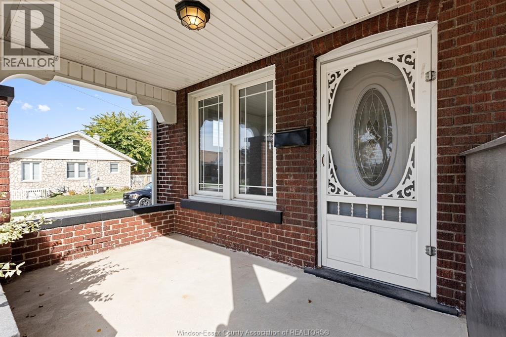 1402 Pierre, Windsor, Ontario  N8X 4P4 - Photo 18 - 26002977