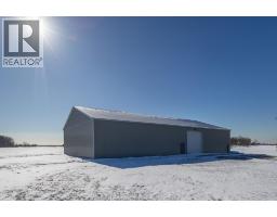 15487 COUNTY RD 8, Essex, Ontario