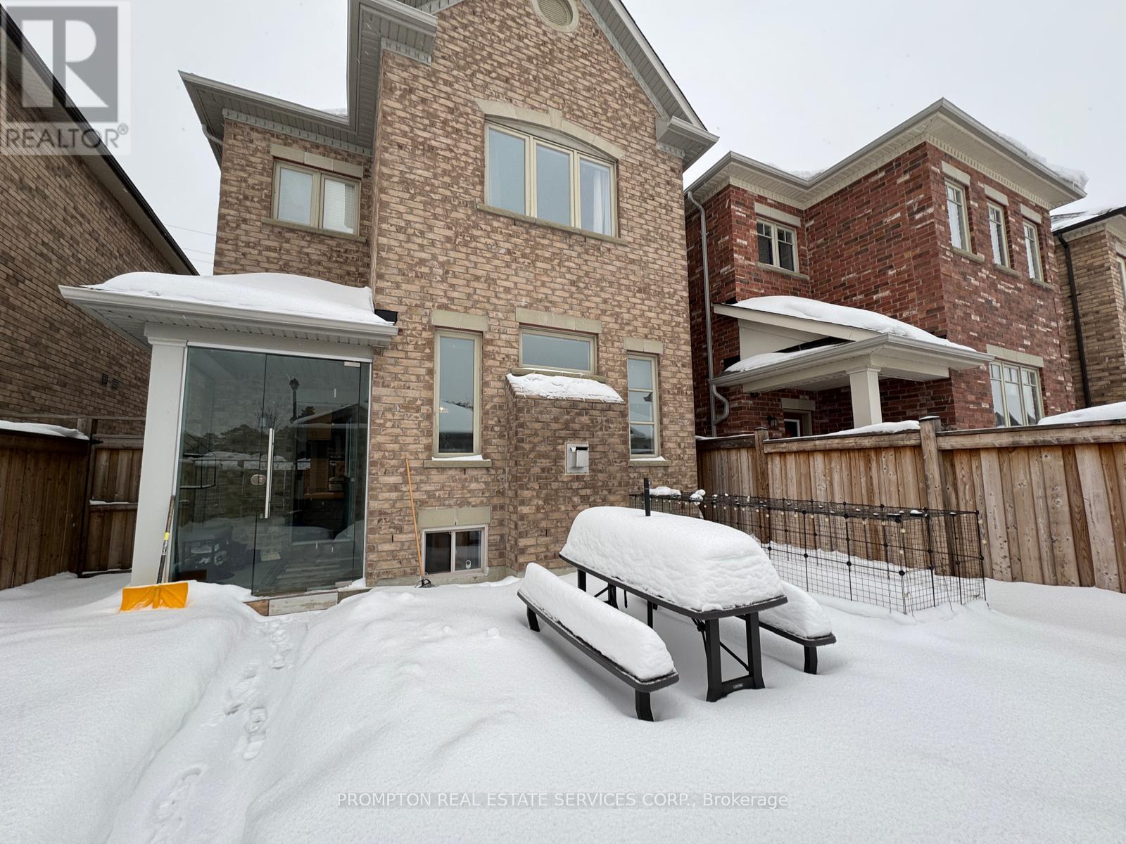 33 Calamint Lane, Richmond Hill, Ontario  L4E 1C3 - Photo 36 - N12773072