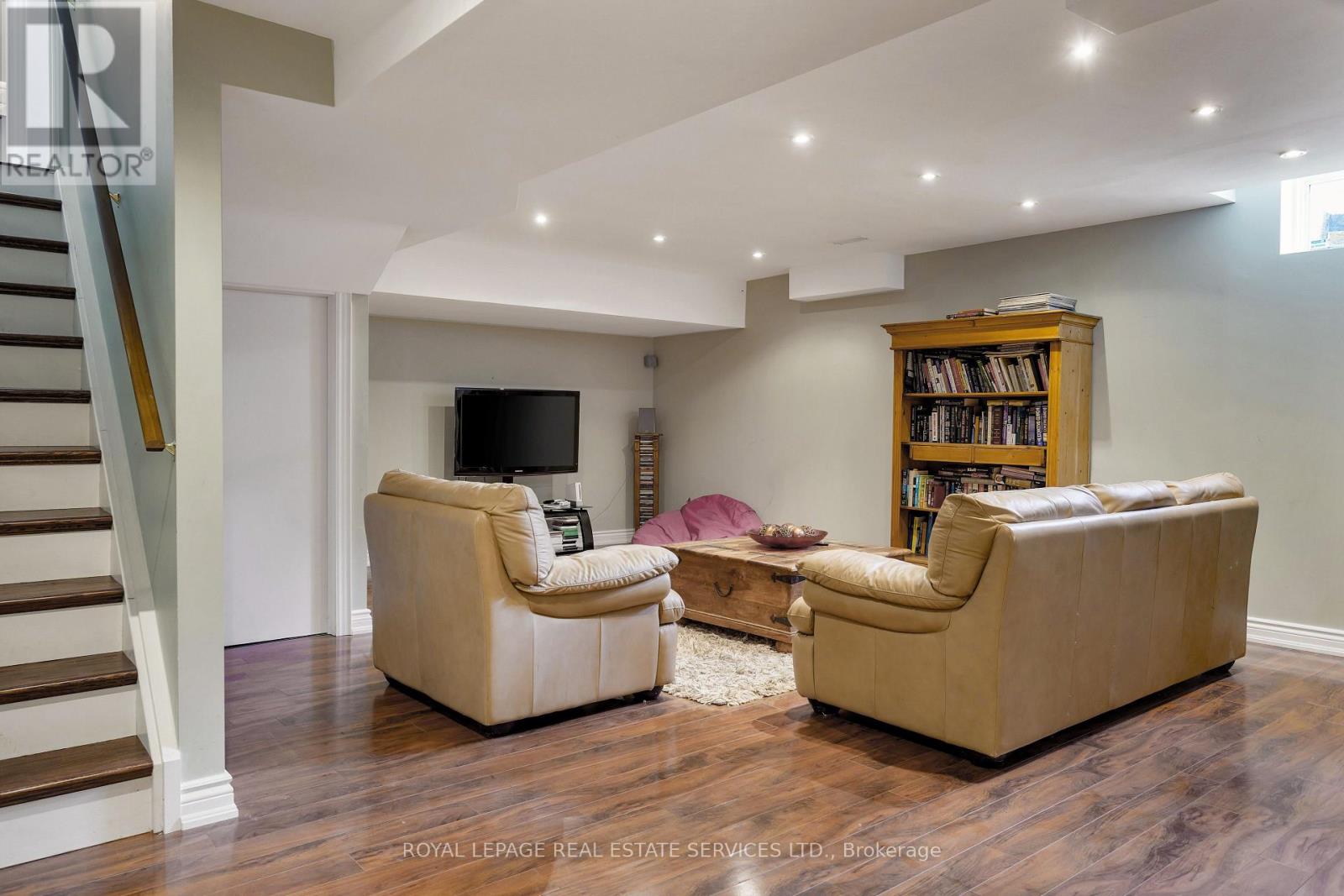 2299 Millstone Drive, Oakville, Ontario  L6M 0H1 - Photo 29 - W12740484