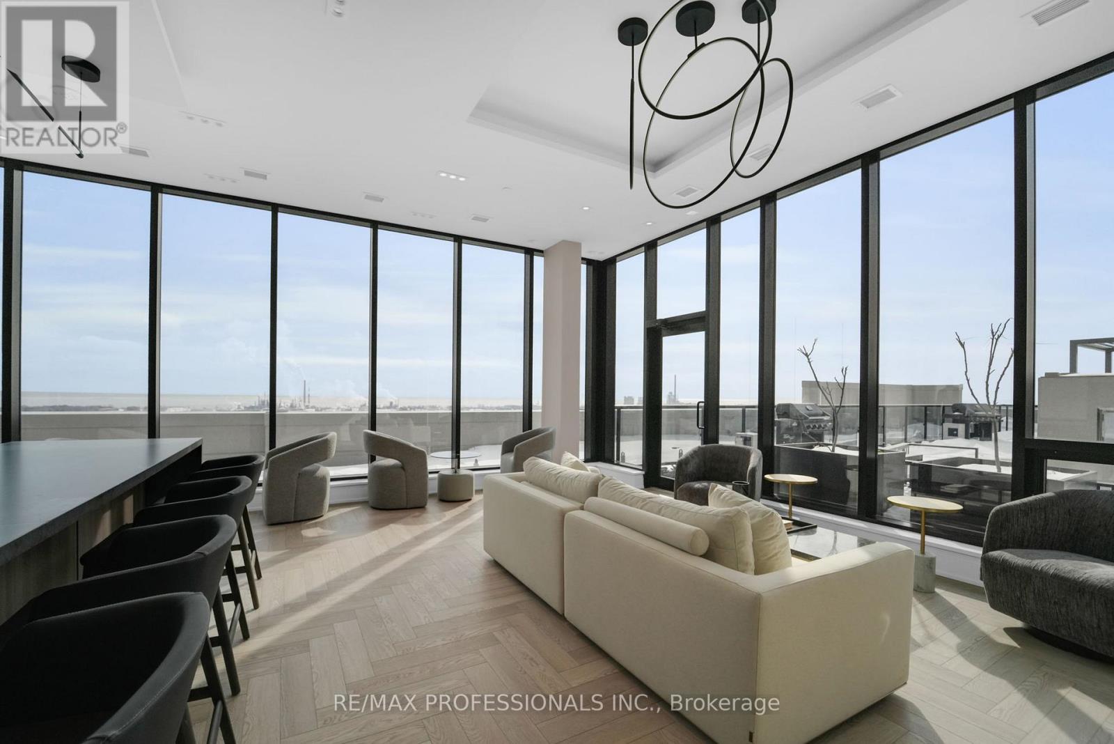 1402 - 1035 Southdown Road, Mississauga, Ontario  L5J 0A2 - Photo 49 - W12767944