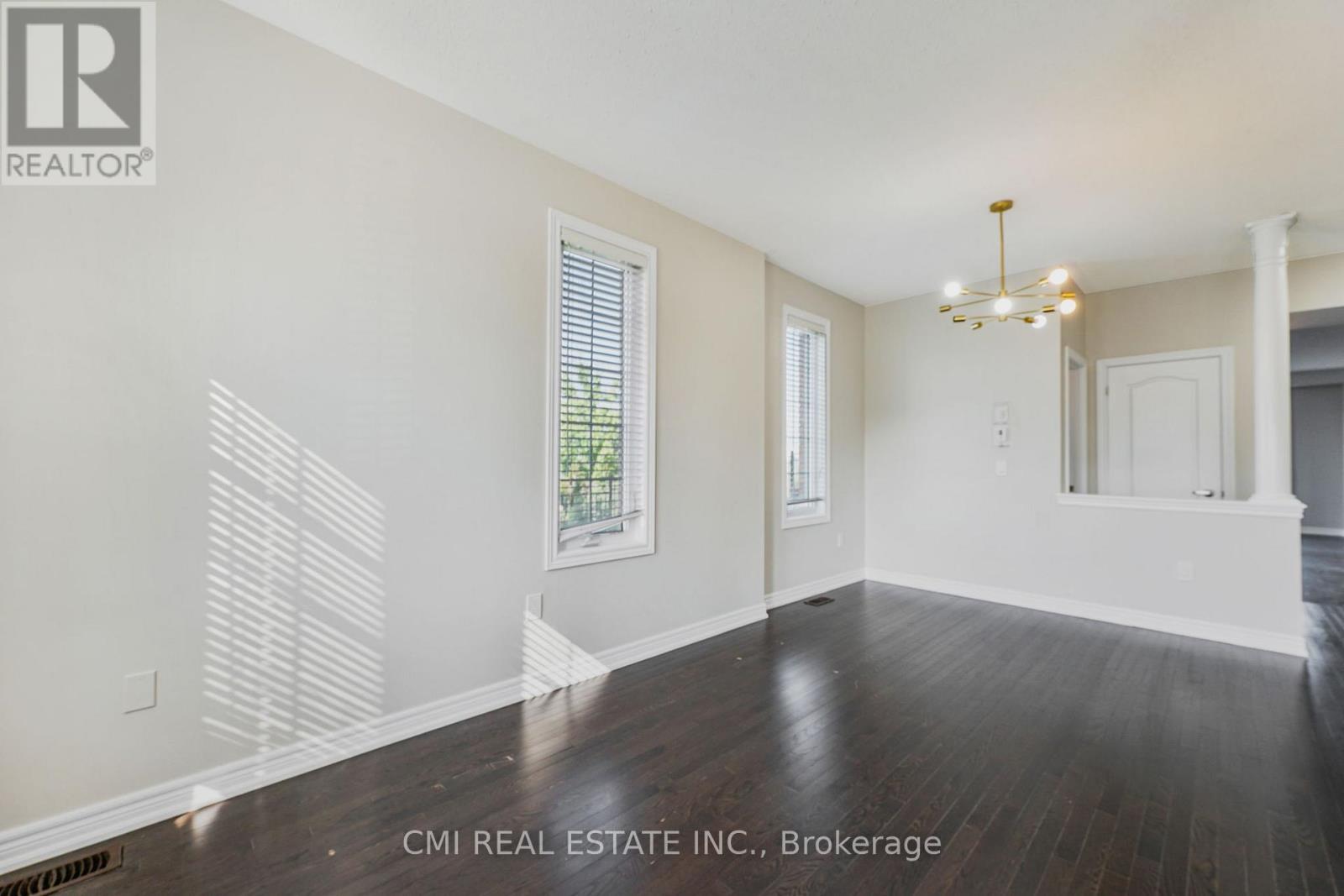 40 Spokanne Street N, Brampton, Ontario  L6R 4A2 - Photo 9 - W12776290