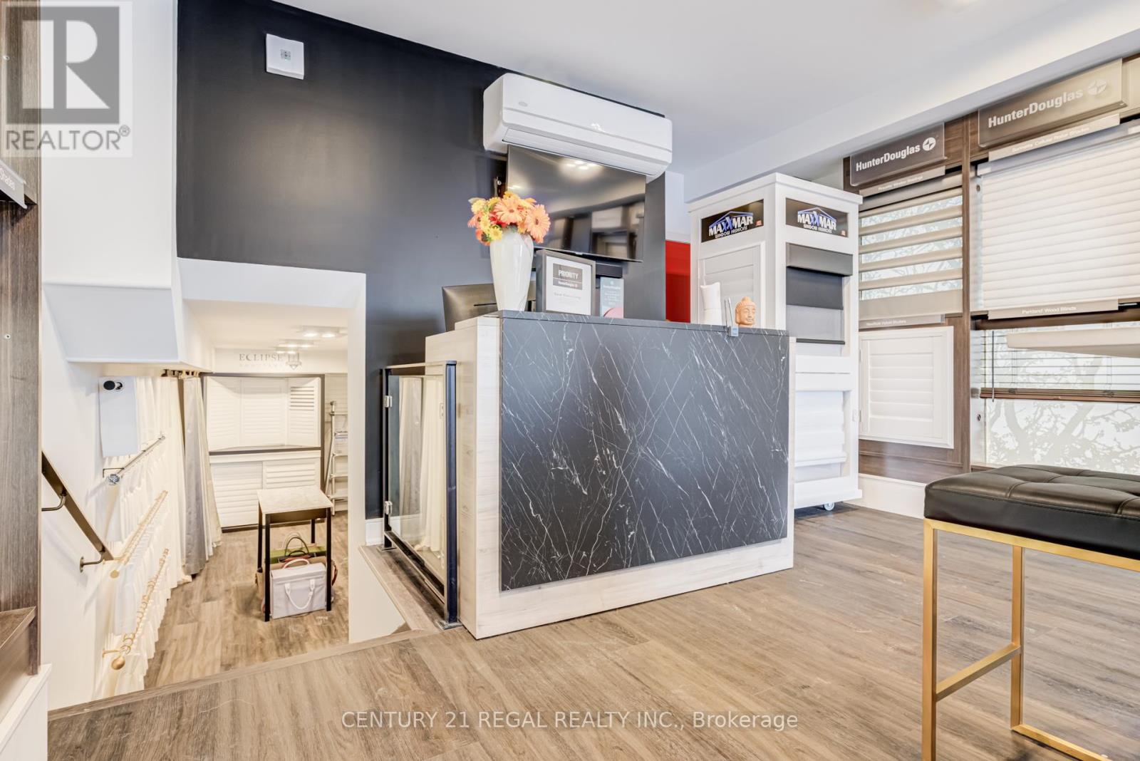 1008 Lagoon Street, Mississauga, Ontario  L5G 0B2 - Photo 15 - W12776294