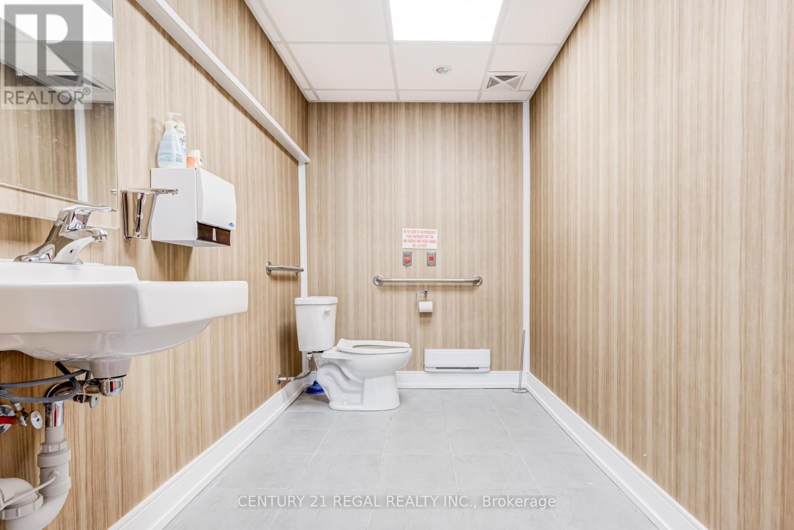 1008 Lagoon Street, Mississauga, Ontario  L5G 0B2 - Photo 18 - W12776294