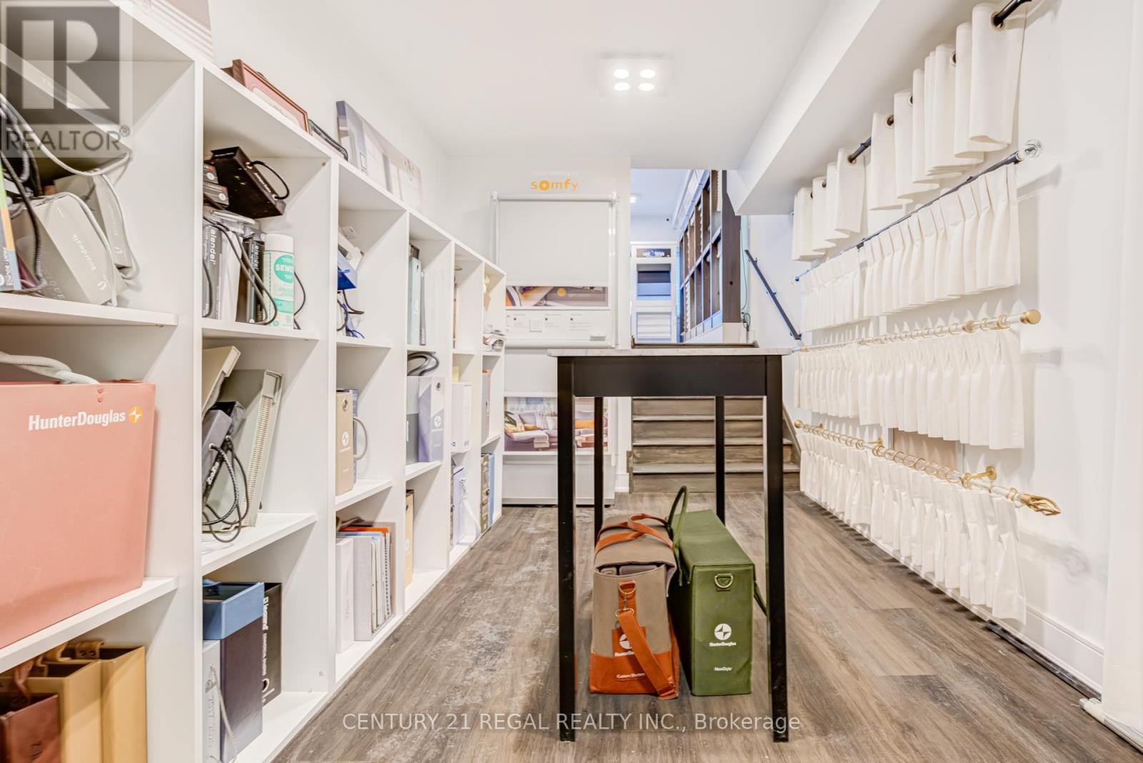 1008 Lagoon Street, Mississauga, Ontario  L5G 0B2 - Photo 22 - W12776294